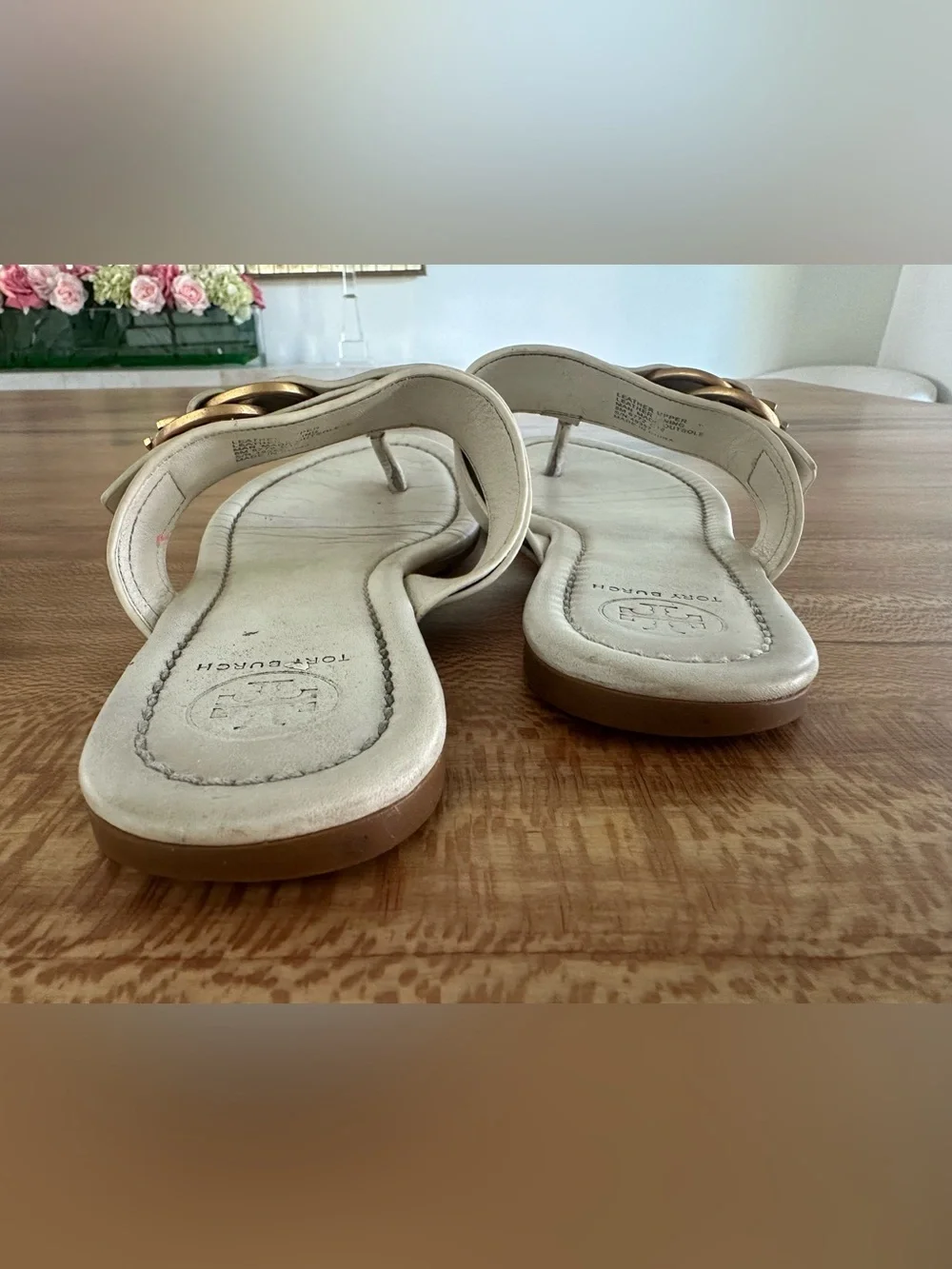 Tory Burch Marsden White Leather Thong Sandals with Gold Hardware | Size: 8